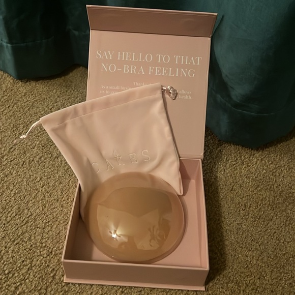 Cakes Nipple Covers - Picture 6 of 6